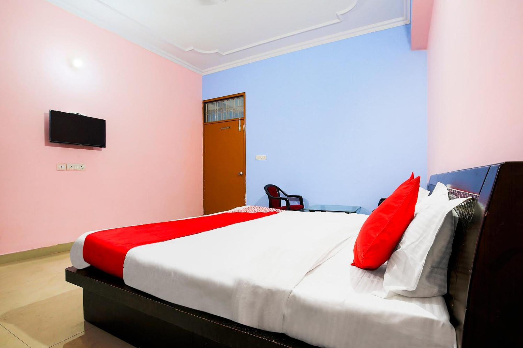 Oyo Flagship 37109 Mangalam Guest House Chinhat Zewnętrze zdjęcie